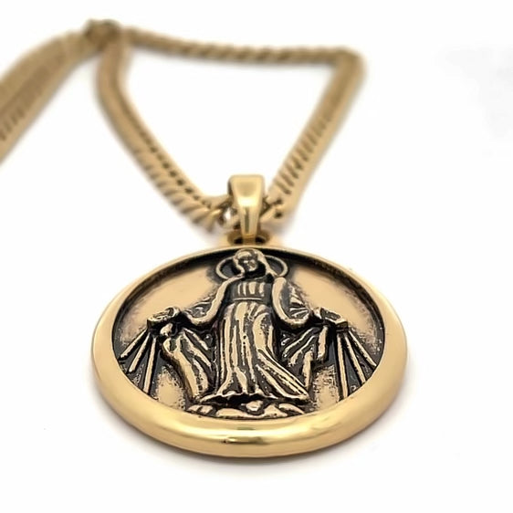 Saint Mary Medallion with 18" Cuban Link Necklace